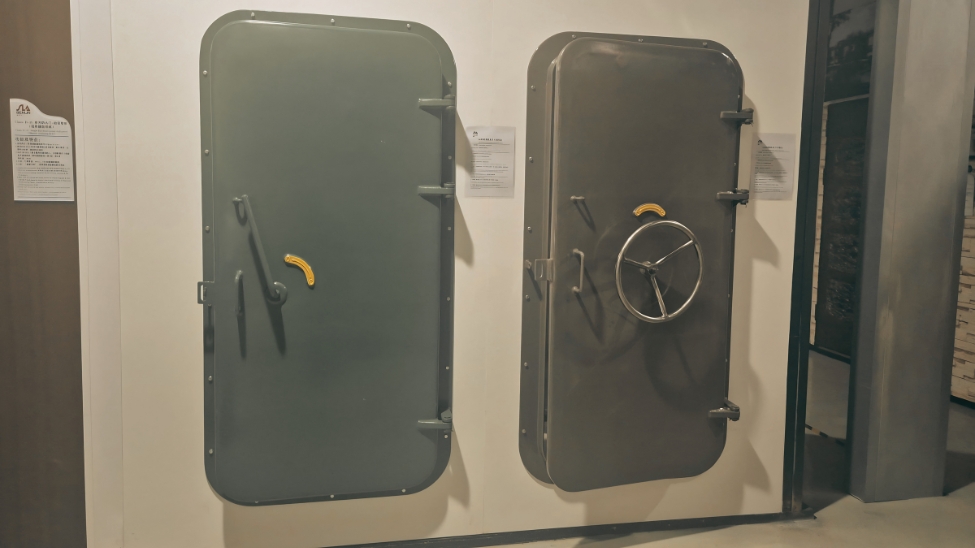 A post-conference tour of door manufacturer Senlin’s production facility showcased the company’s IMO-certified marine doors