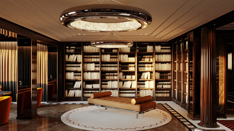 The library onboard Corinthian includes over 1,500 books (Photo: Orient Express) 