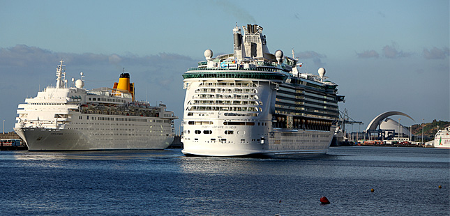 Canary Islands progresses cruise 