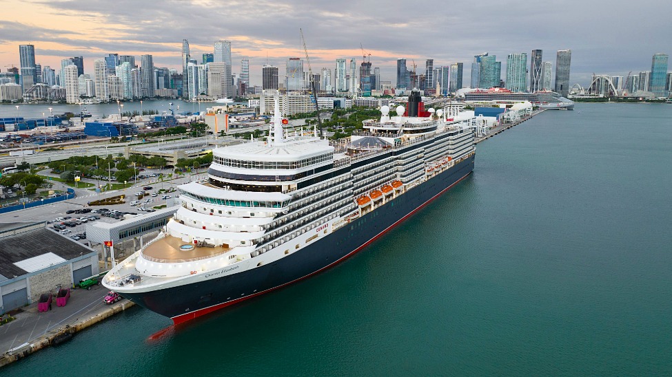 Cunard’s Queen Elizabeth makes maiden call in Miami ahead of Caribbean season