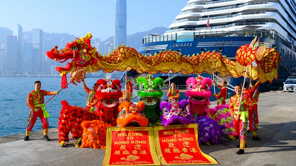 The Ritz-Carlton Yacht Collection’s Luminara makes maiden call to Hong Kong