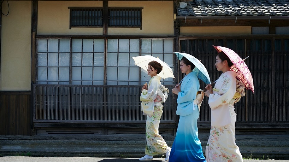 A journey through Japan: discovering the wonders of the Sea of Japan