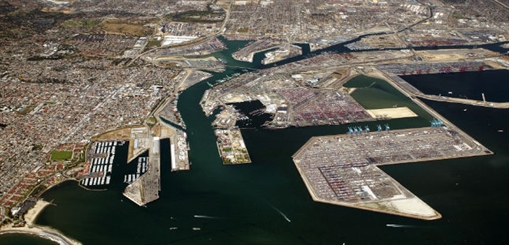 US port praises emission cuts