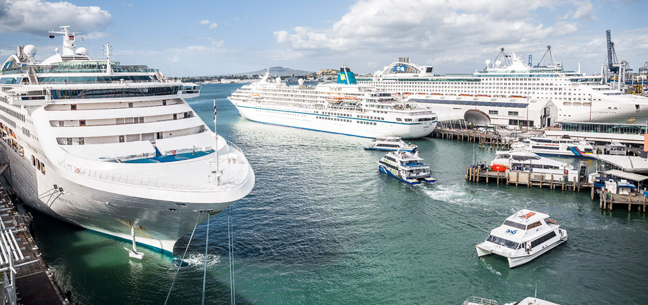 cruise ships auckland port