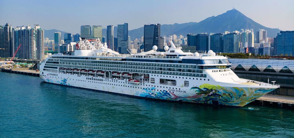 Resorts World One makes maiden voyage to Sanya, China