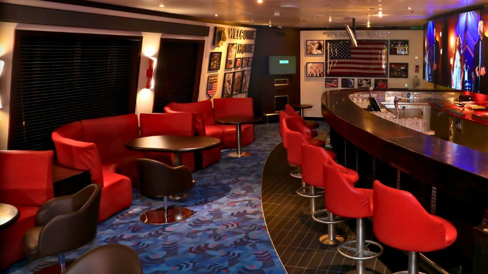 Carnival Glory refurbishment