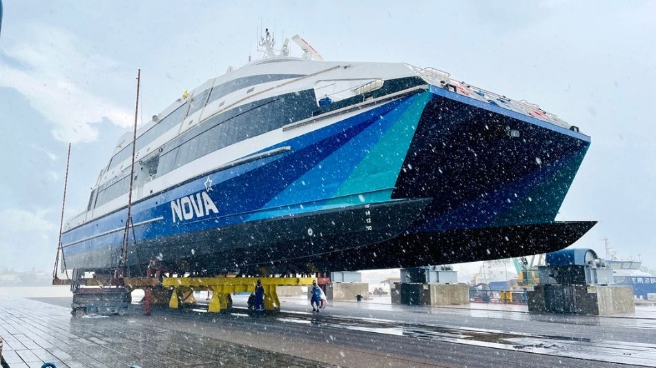 Fast Ferry 4212