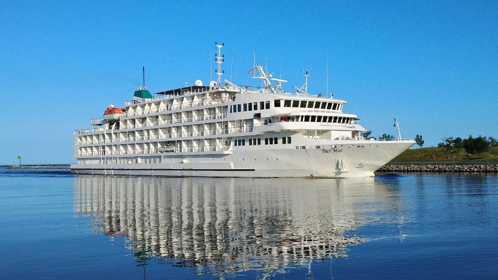 Cruise the Great Lakes Pearl Seas Cruises Pearl Mist