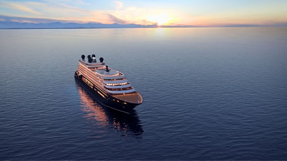 The Ritz-Carlton Yacht Collection Luminara