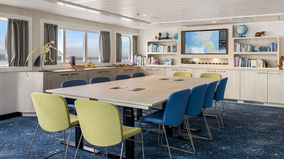 HX (Hurtigruten Expeditions) Spitsbergen